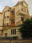 Cho thuê nhà Bùi Thị Xuân quận 1. DT: 8,5x9 nhà trệt, 4 lầu. giá thuê 3800 USD