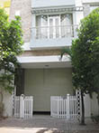 Cho thuê nhà mặt tiền Lầu 1 Thái Văn Lung quận 1, DT 4x20  lầu1. Giá thuê 1500 USD