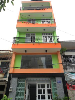 Nhà Cho Thuê hẽm đường Cách Mạng tháng 8, phường 11, quận 3 : DTKV : 5m x 6,5m, DTSD : 150m2, DTXD : 175m2, 4 lầu, giá 25tr