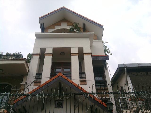 Nhà cho thuê mặt tiền Nguyễn Văn Mai, P.8, Q.3 - Cấu trúc: 6x20m, trệt, 1 lửng, 2 lầu, ST, giá 2200$